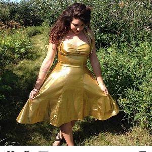 Bernie Dexter Gold Dress